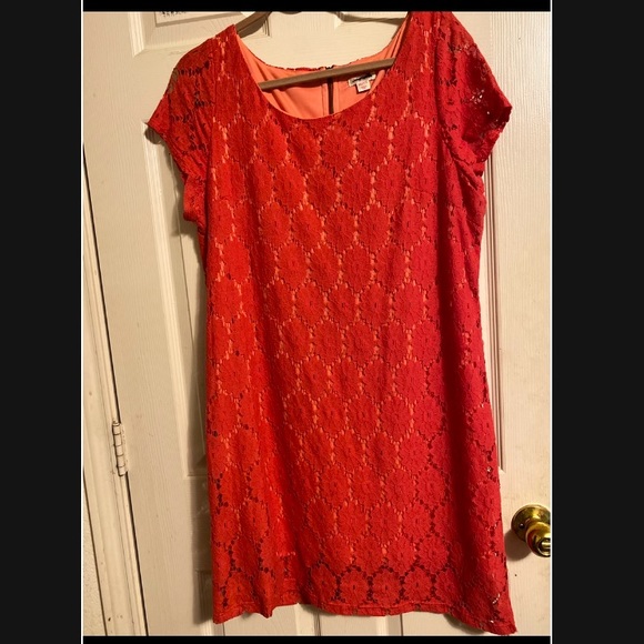 Lace Floral Dress - Picture 1 of 2